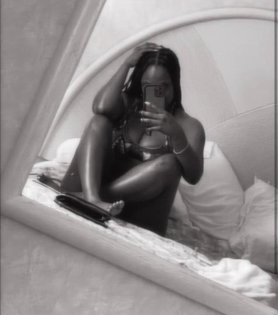 Amanda photo 1