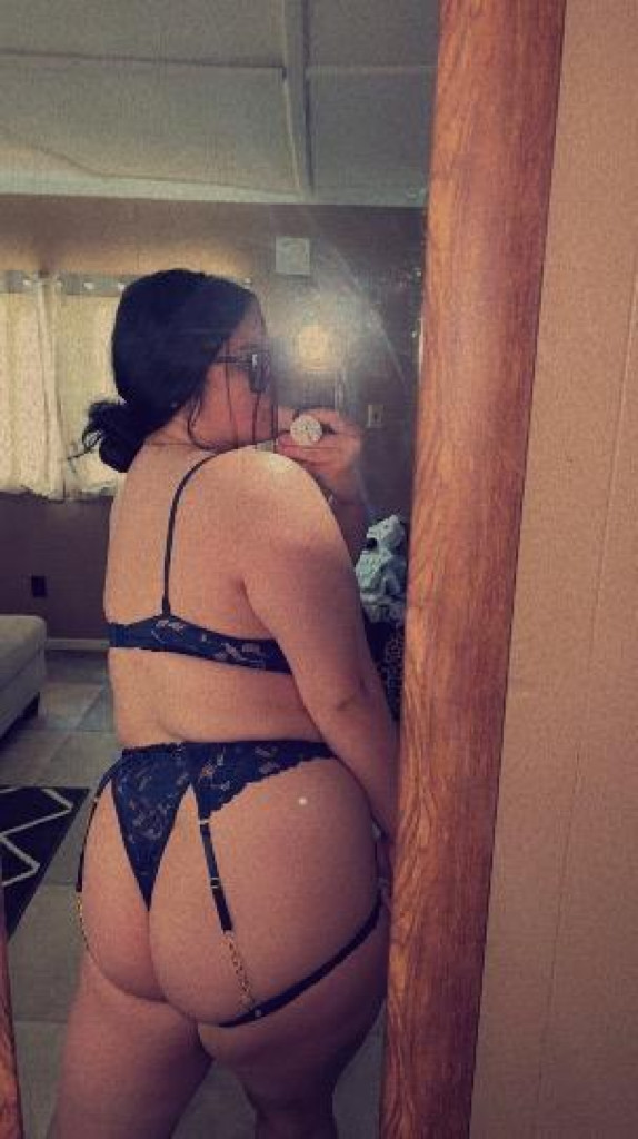 Mrs.lovely photo 1