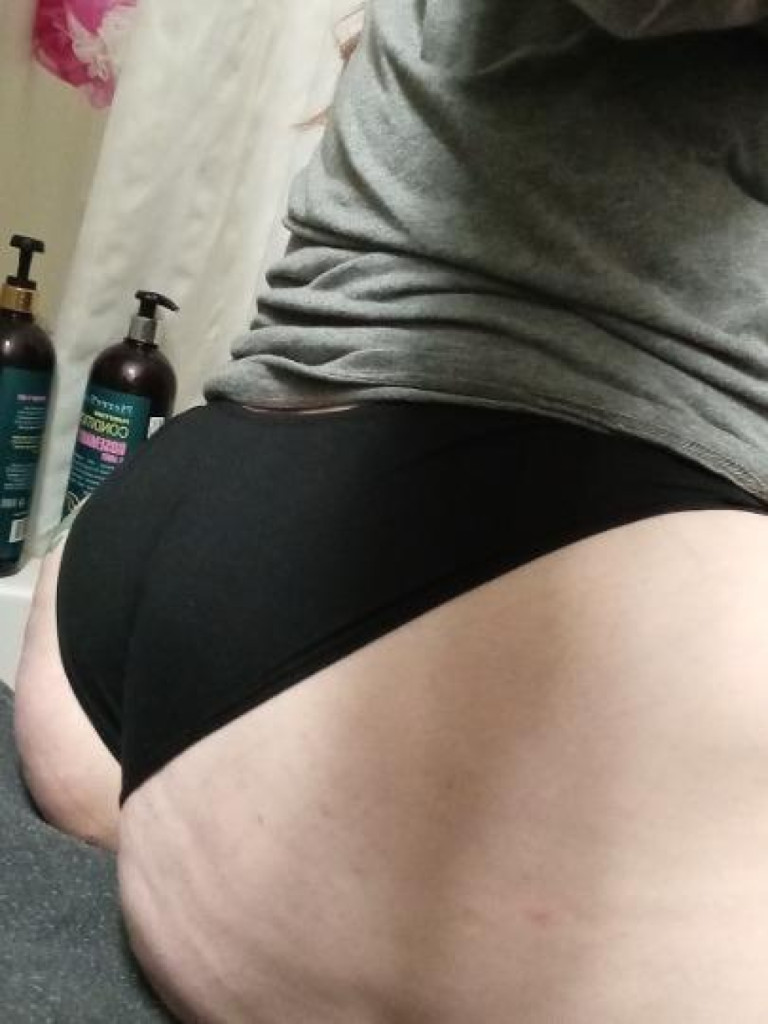 Carla-content only photo 1