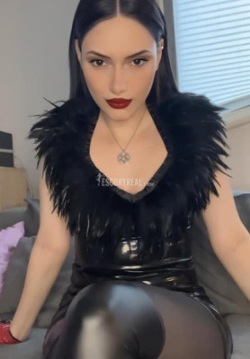 Domina Valentina (BDSM DOMINATRIX) listing photo