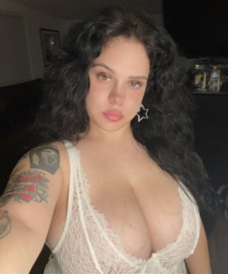 Katherine🍆🍒 listing photo