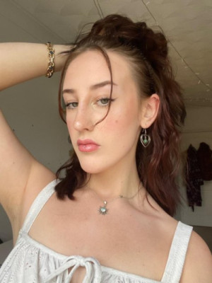 Nancy🥵 listing photo