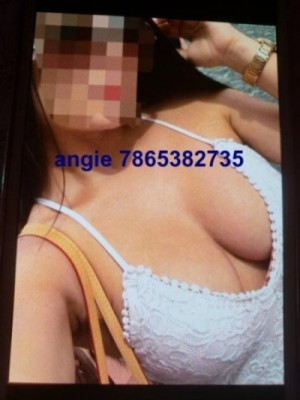 angie colombiana 26 sexys listing photo