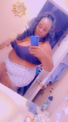 Lady listing photo