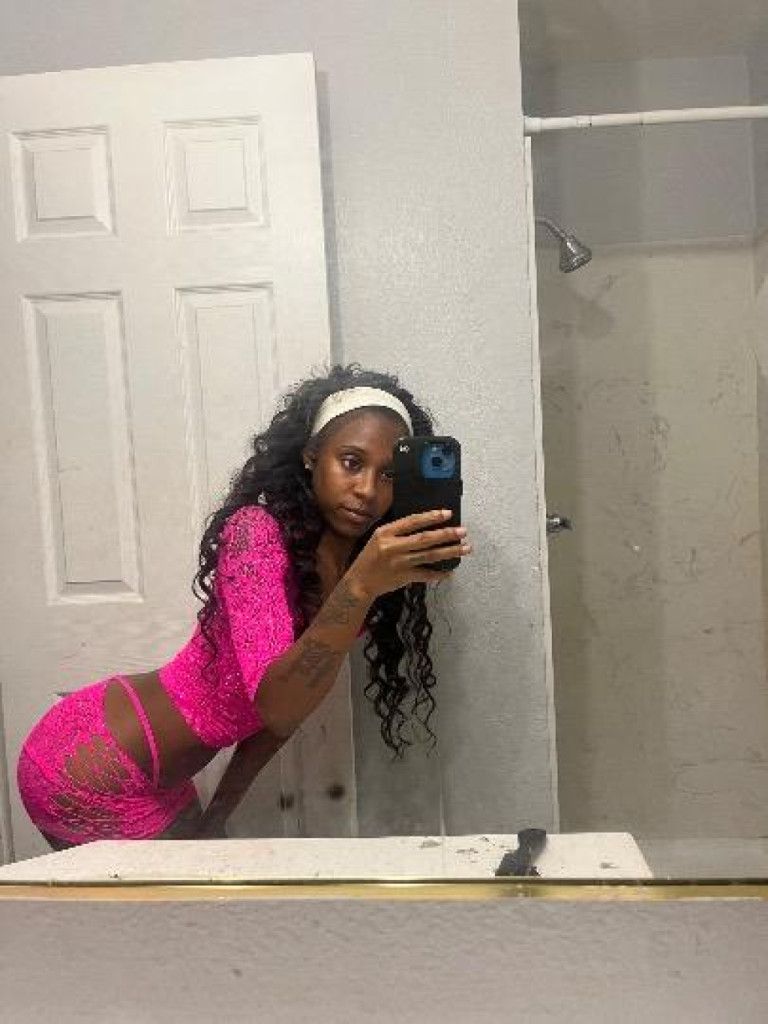 Jada photo 1