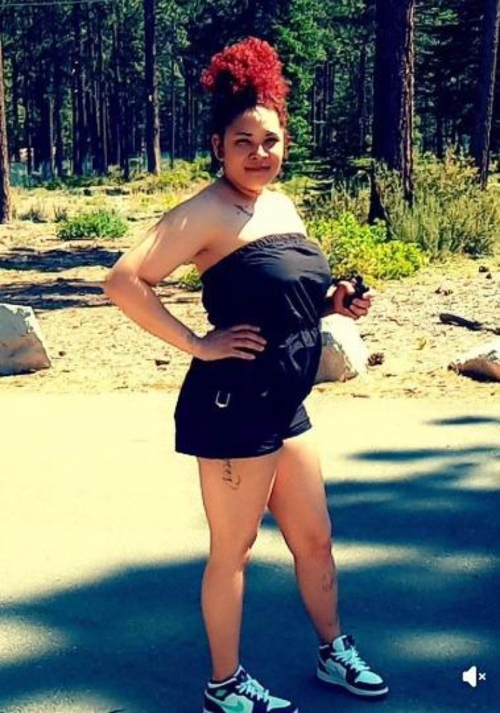 Shayna photo 1