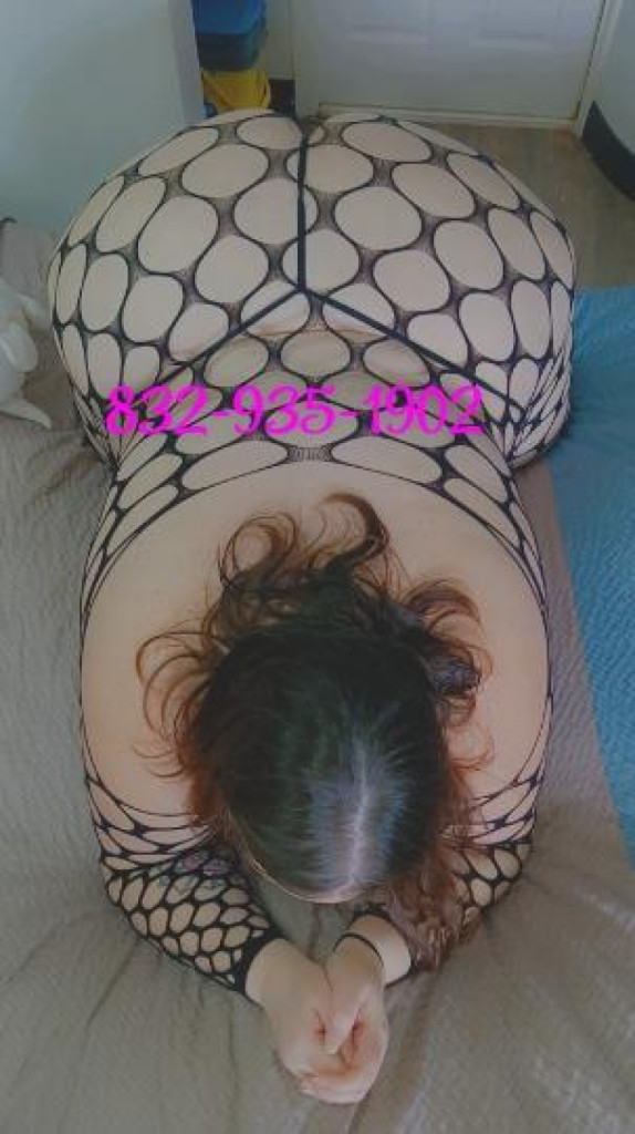 Nicole photo 1