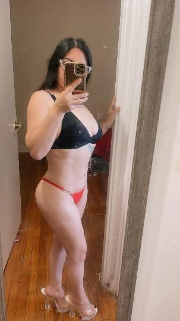 Romina photo 1