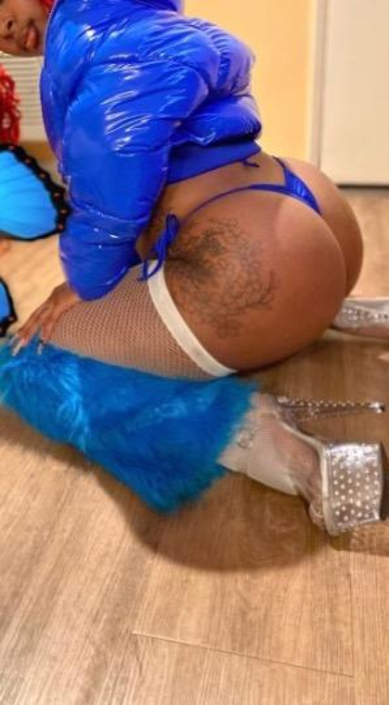 Call Me 🤤🤤💦 photo 1