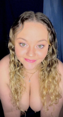 Female Escorts Available  NOW listing photo