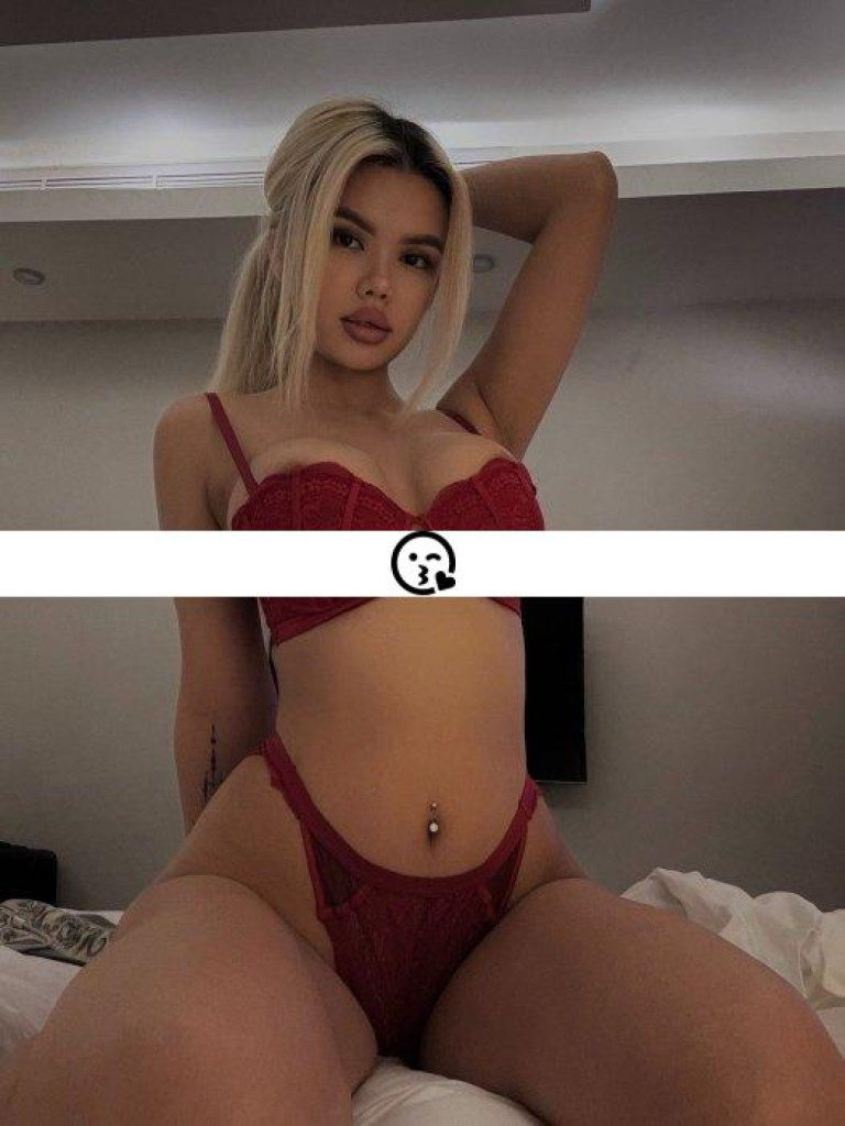 Ruby Bella photo 1