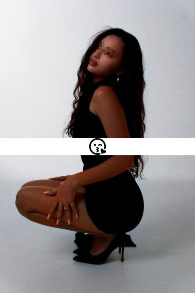 Lia photo 1