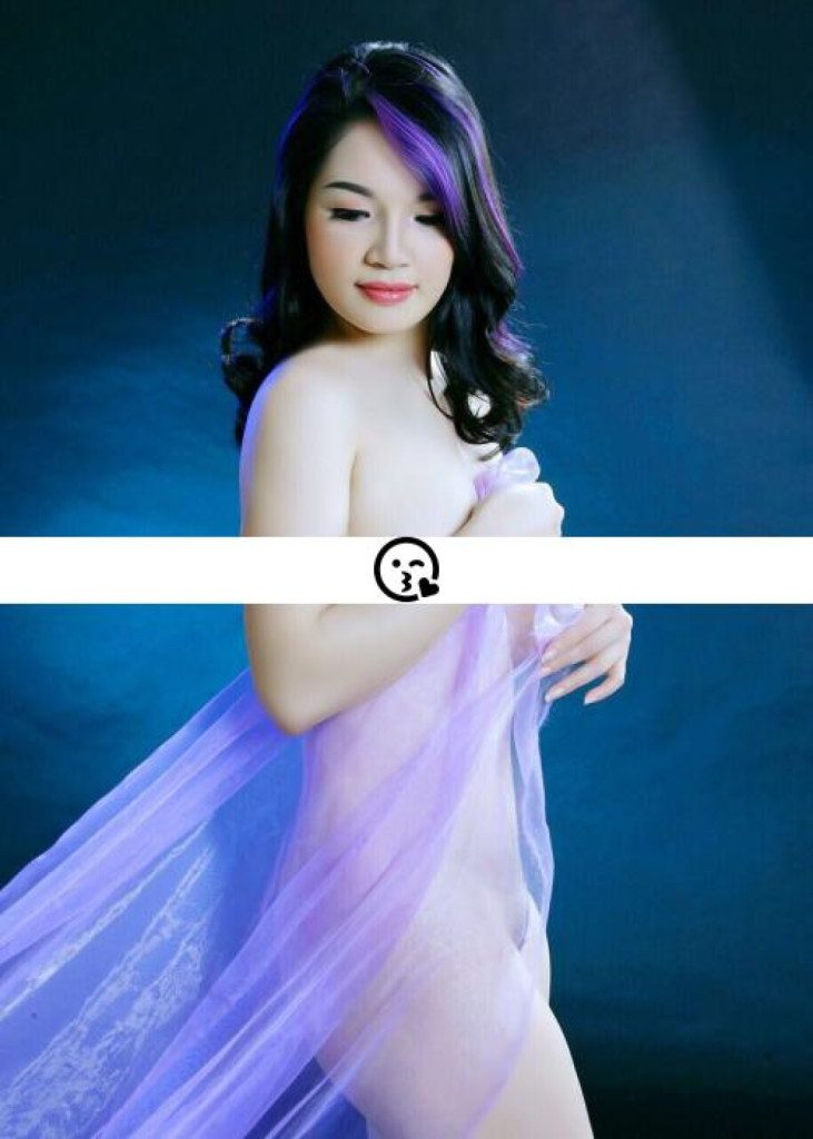 Lyly Asian Girl photo 1