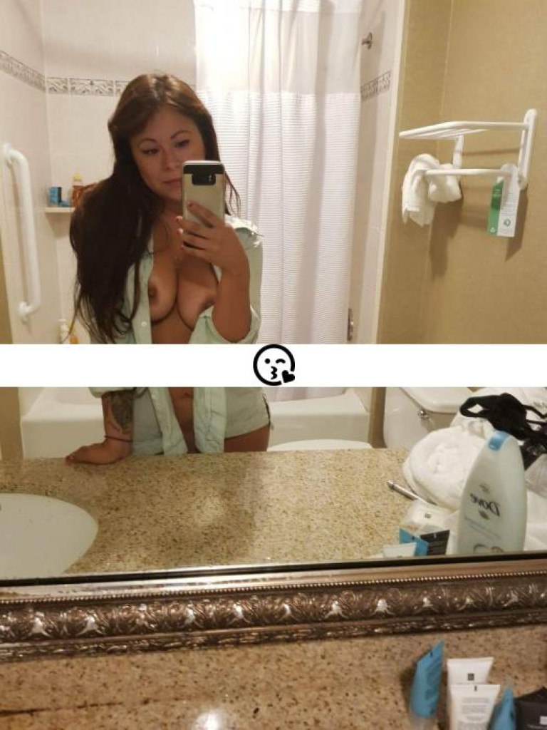 Camila photo 1