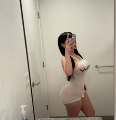 ✅ HOLA !! Hablo espanol 🔥 I’m Adrianna 🌼 Hot young mamacita listing photo