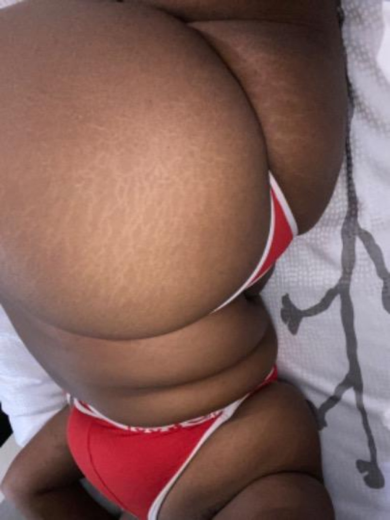 incall pull up photo 1