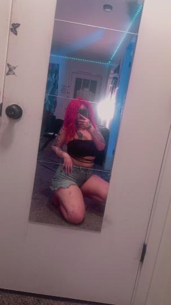 Lacey photo 1