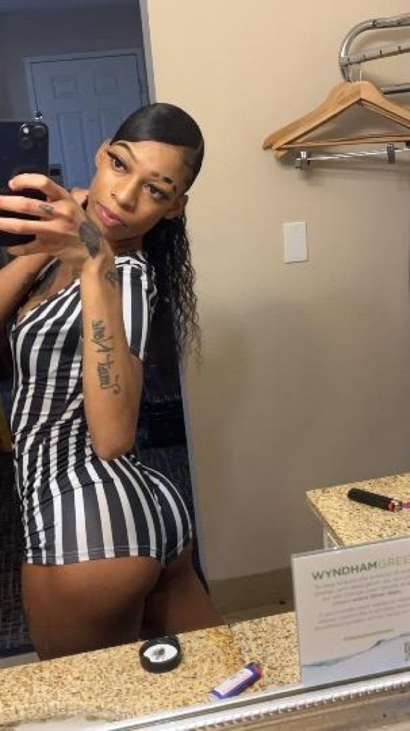 LAST DAY HERE 👅🍭💦CATCH ME BEFORE I GO photo 1