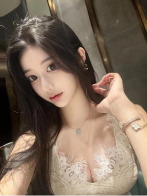 💖🦋 Beautiful Lady 🦋💖 The perfect blend of beauty and skill!💖🦋 Experience the most professional touch 🦋💖 Your best and most satisfying choice! 💖🦋 listing photo