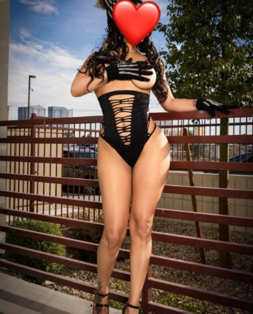 Sexi photo 1