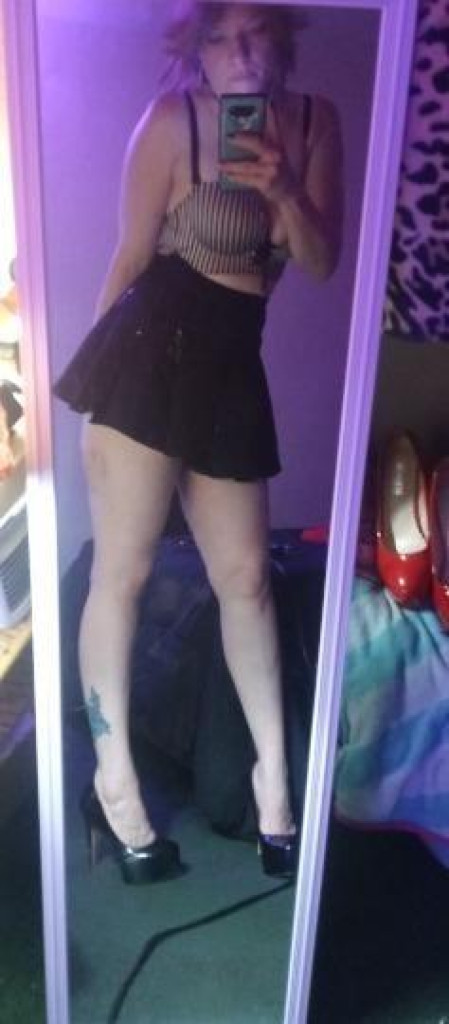 Sexymommysondra photo 1