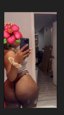 keyshia🌸🌺🌺🌺 listing photo