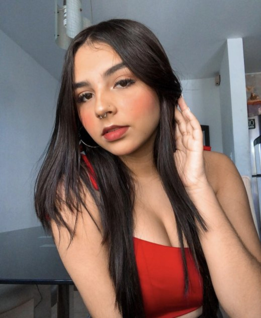 🍆💦Hellen👅 photo 1