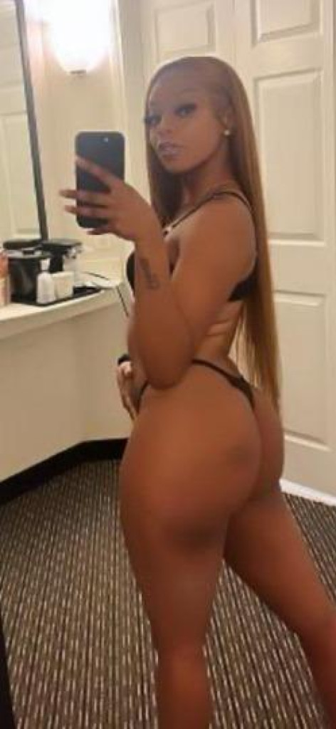 Mya photo 1