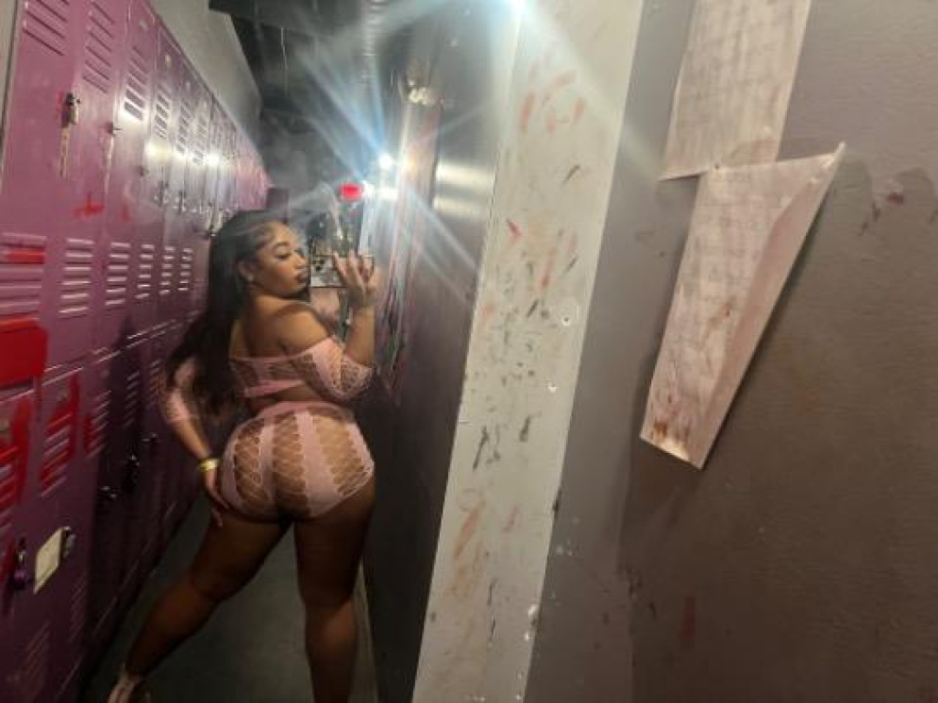 Chyna photo 1