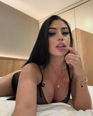 🍑🍑💦💦 hi baby mi nombre es KATTY I’m 25 years old from Venezuela 🇻🇪 I have sexy body young and curves 🇻🇪🇻🇪🇻🇪 I do VIP services , pic 100% real 🌶🍑🇻🇪🇻🇪🇻🇪 listing photo