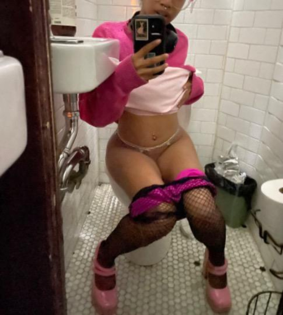 Lacey photo 1