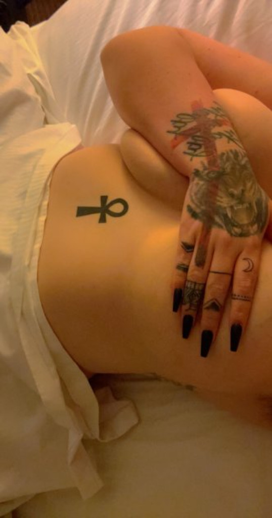 Khloe Kushhh photo 1