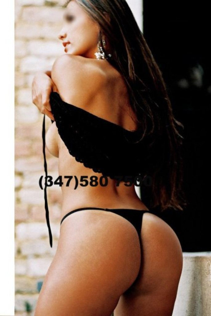 Andrea Milan photo 1
