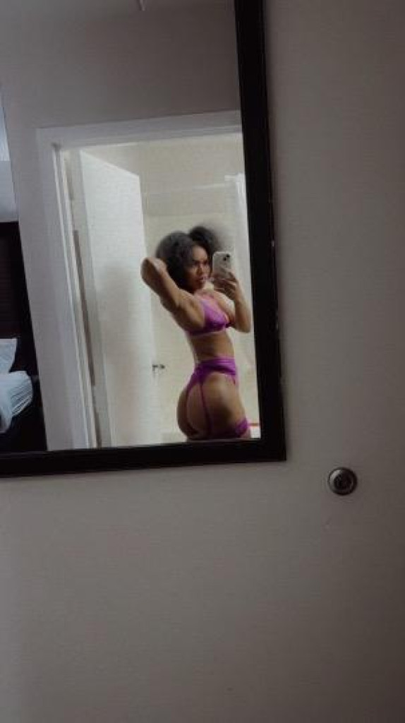 Pleasure photo 1