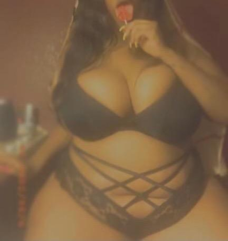 Alicia photo 1