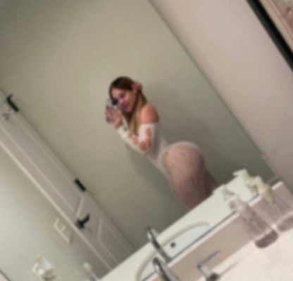 LIZZ listing photo