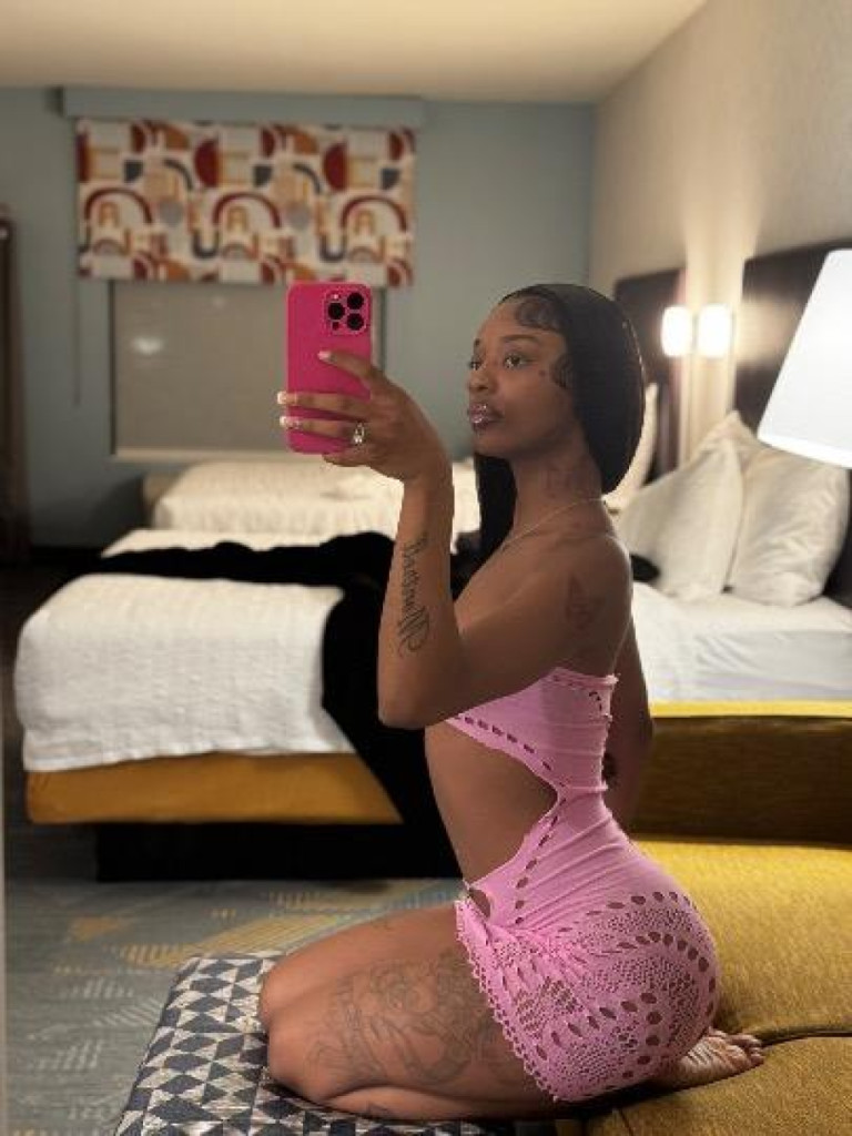 Skinny photo 1