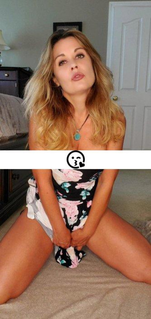Selena photo 1