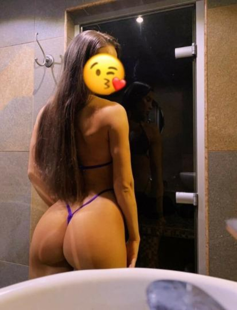 Caliente🔥latina💦available now papi🥰🥰🔥 photo 1