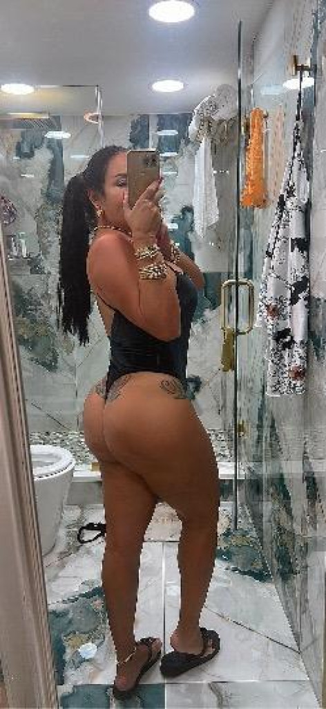 Bibi photo 1