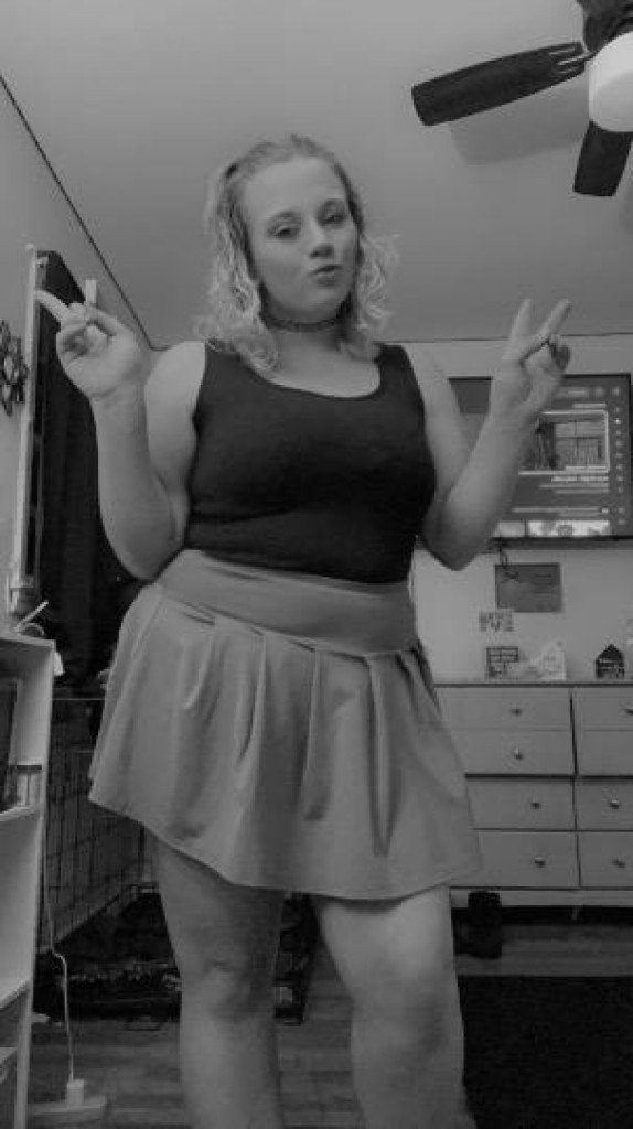 Lizzie photo 1