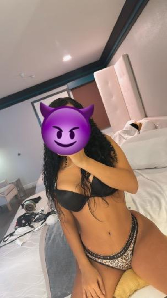 Emma photo 1