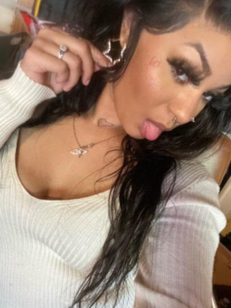 Kay photo 1