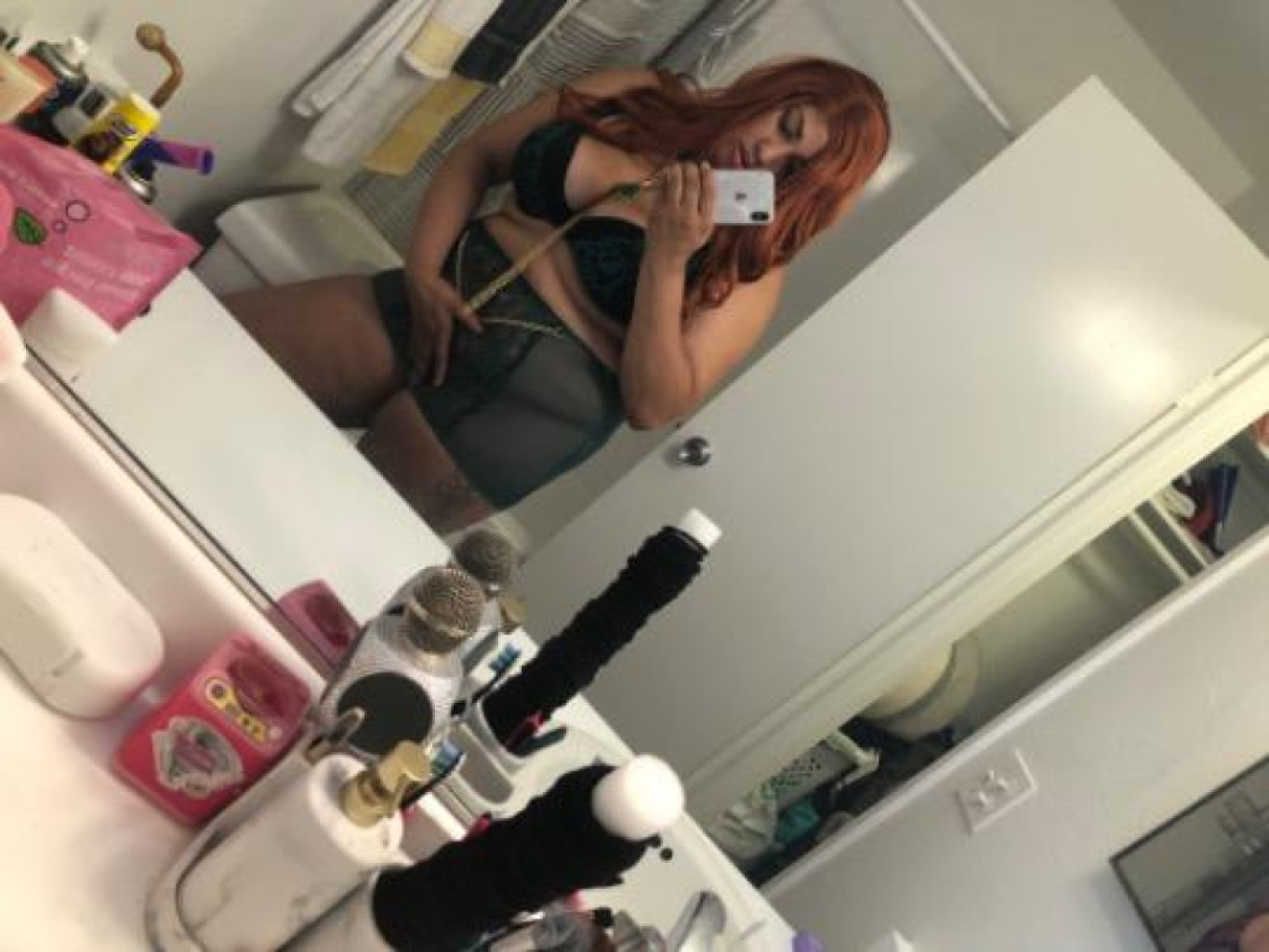 Mackaia photo 1