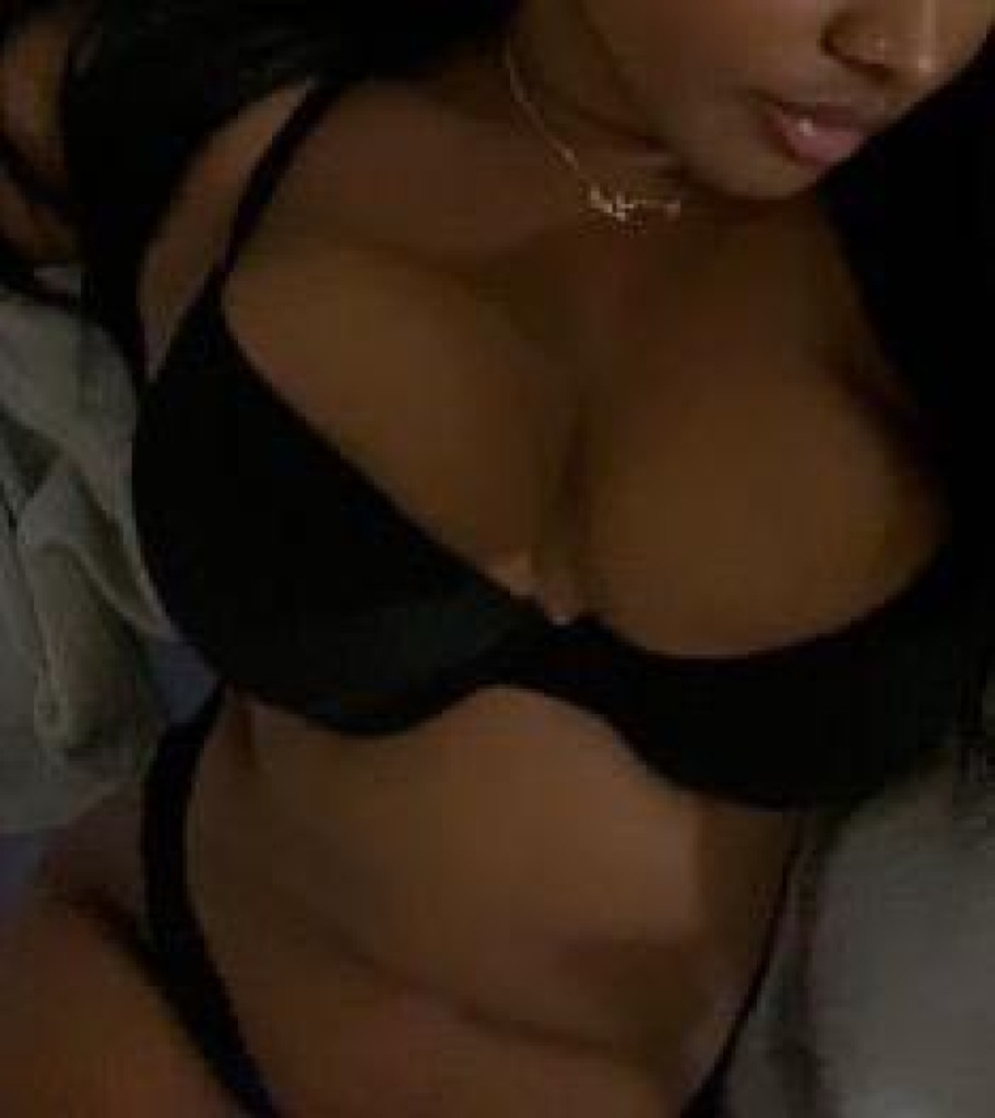 YUMMY photo 1
