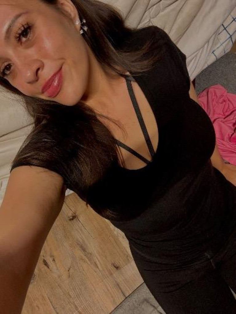 Nadia photo 1