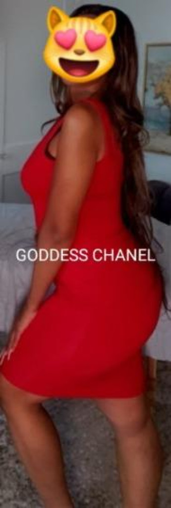Chanel photo 1