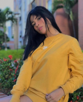 Lauren😜 listing photo