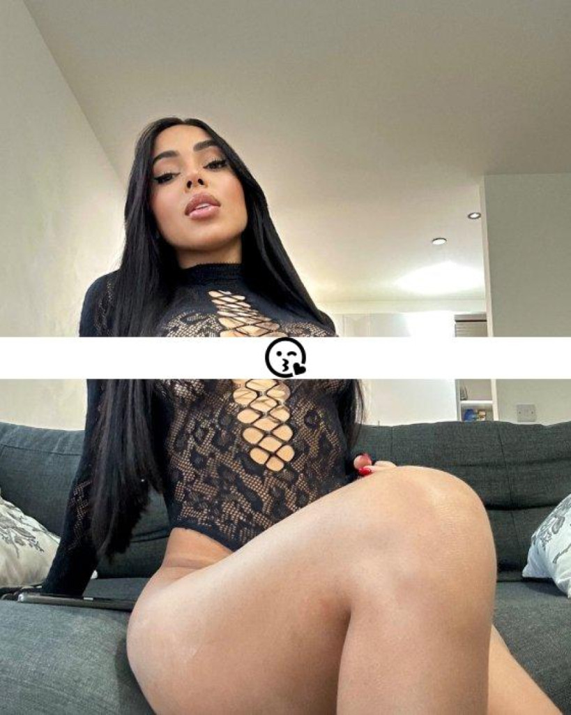 Mirella photo 1