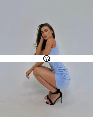 Chanel listing photo